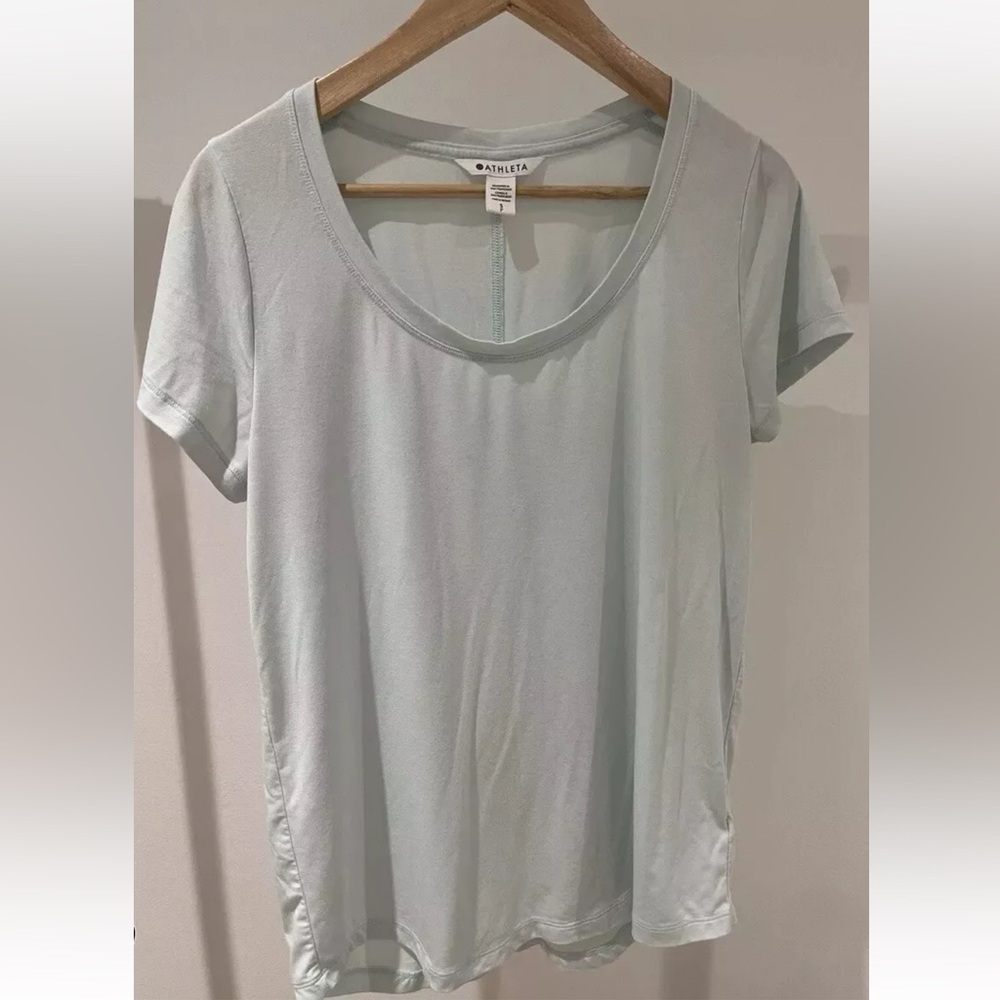 Athleta Scoop Neck Short Sleeve Relaxed Fit Stone Wash Stratus Tee Sz S *E27